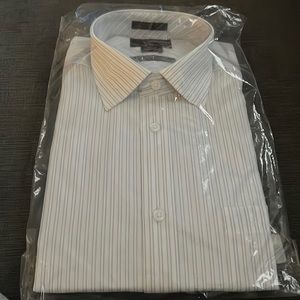 Black and brown men’s dress shirt